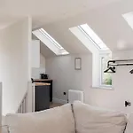 The Loft - Rural Setting With Parking Apartmán *