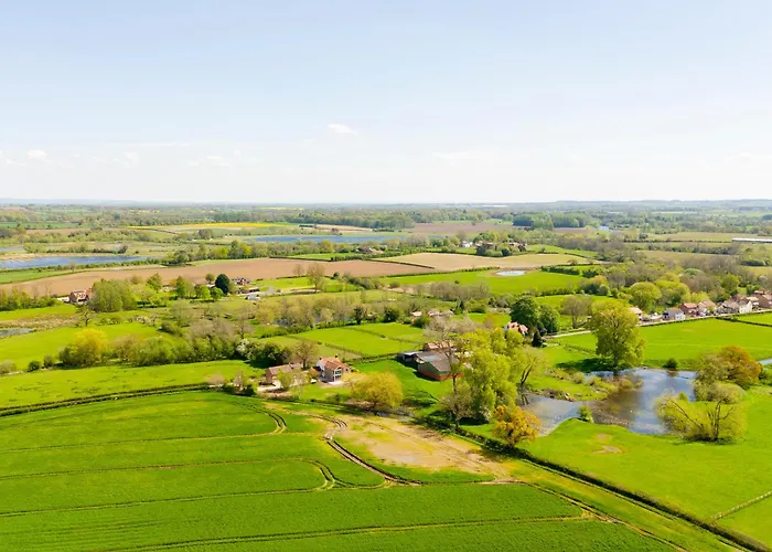 The Loft - Rural Setting With Parking Bishop Monkton